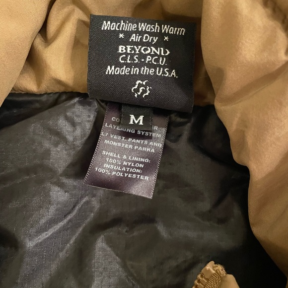 Beyond puffy vest - Picture 4 of 4